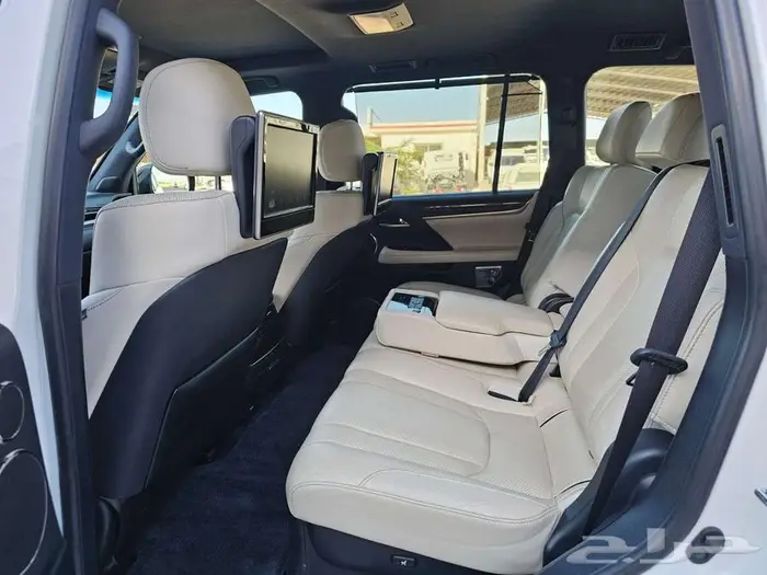 لكزس LX570 فل كامل 2016 8