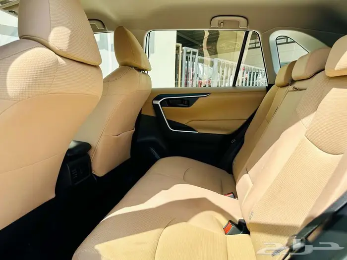 تويوتا رافور 2022 8