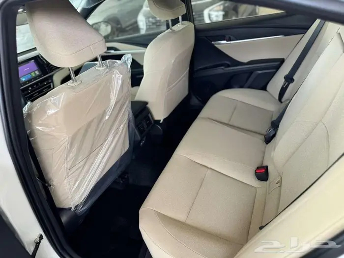 تويوتا كامري E بنزين استاندر 2025 6