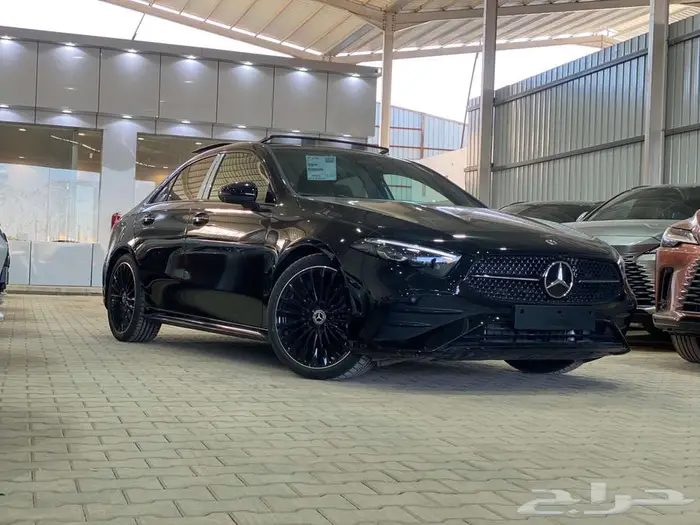 مرسيدس A200 فل كامل برجكتر 4 كاميرات 2024 - عرض خاص 3