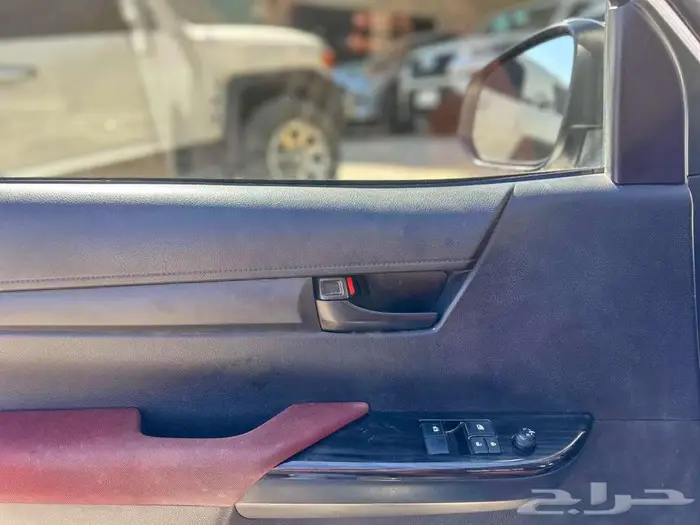 تويوتا هايلوكس غمارة موديل 2022 13