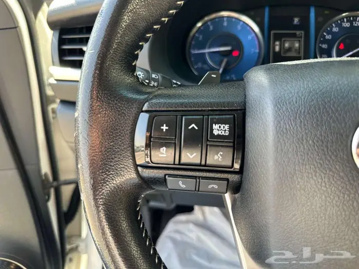 تويوتا فورتشنر VX 2022 11