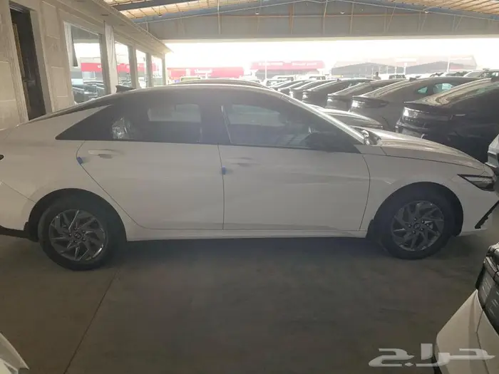 هيونداي النترا سمارت بلس 2025(ابيض سقف اسود ) ماكينه 2 0 4