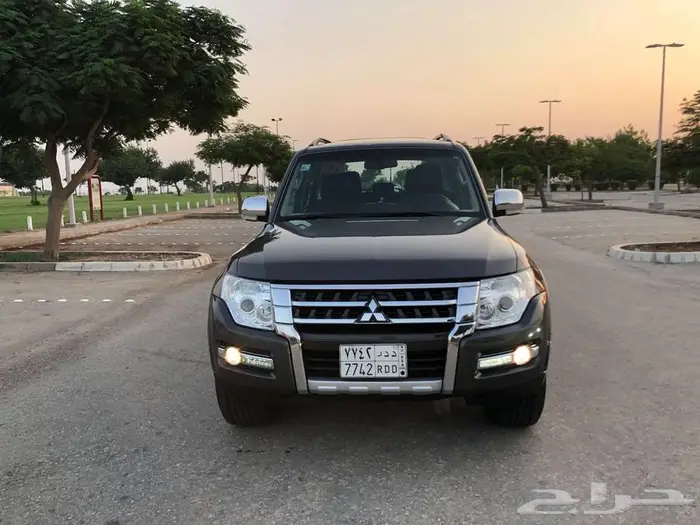 باجيرو موديل 2017 فل مالك اول ممشي قليل مخزن 0