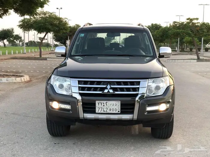 باجيرو موديل 2017 فل مالك اول ممشي قليل مخزن 4