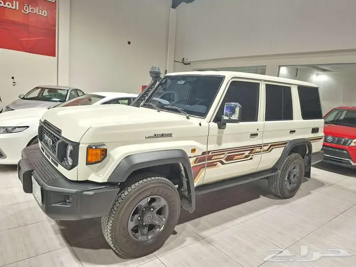 تويوتا ربع مصندق تماتيك ديزل 2024 بحريني عداد 40 ألف 2