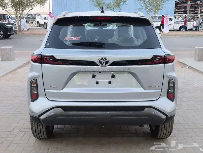 تويوتا اوربان كروز GLX 2026 باقل سعر 4