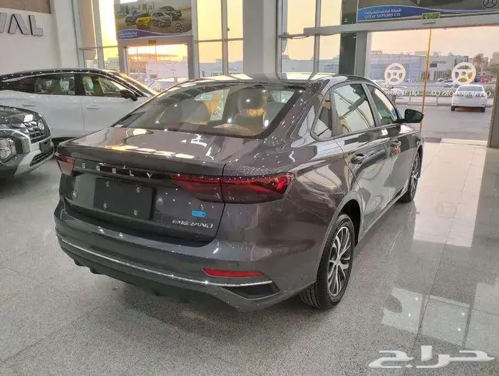 جيلى ام جراند استاندر موديل 2025 8