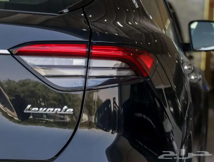 مازيراتي ليفانتي 2022 هايبرد 9