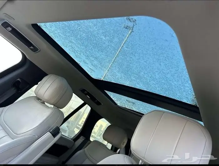 2023 رنج روفر فوج P400 ب 379 9