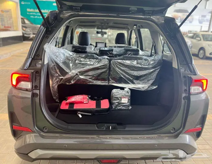 تويوتا فيلوز GLX بنزين تماتيك 2025 12