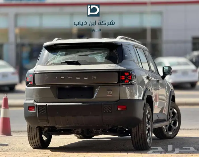 جيتور T1 لاكجري 2025 3