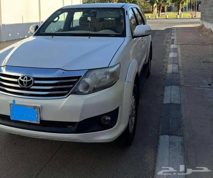 سيارة فورتشنر 2015 5