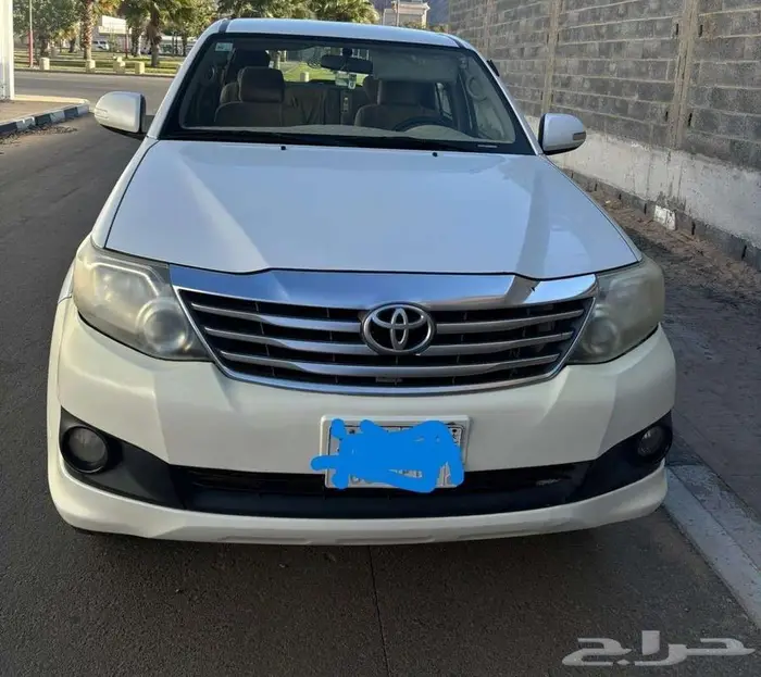 سيارة فورتشنر 2015 8