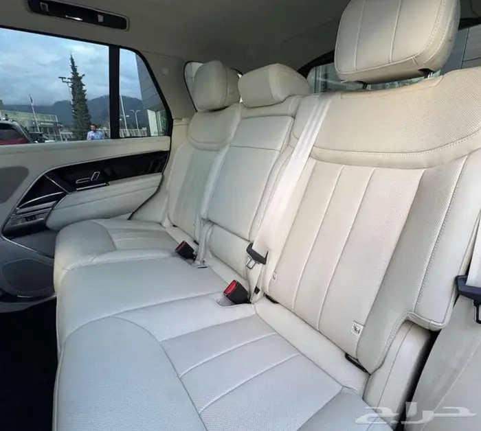 رنج روفر 2023 بسعر لقطة 2