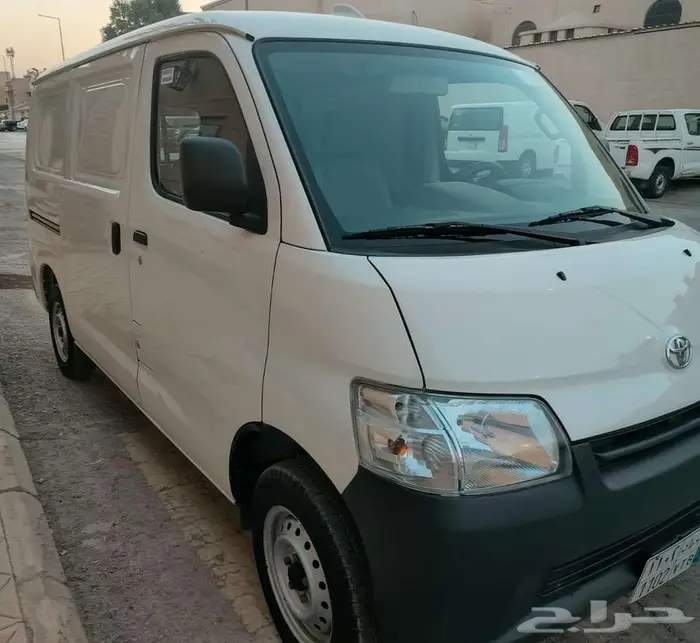 فان بضاعة تويوتا لايت اس 2024 للبيع 5