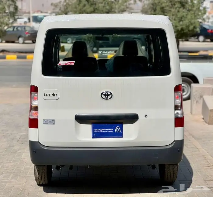 تويوتا لايت اس بضاعة مبيعات الشركات 2