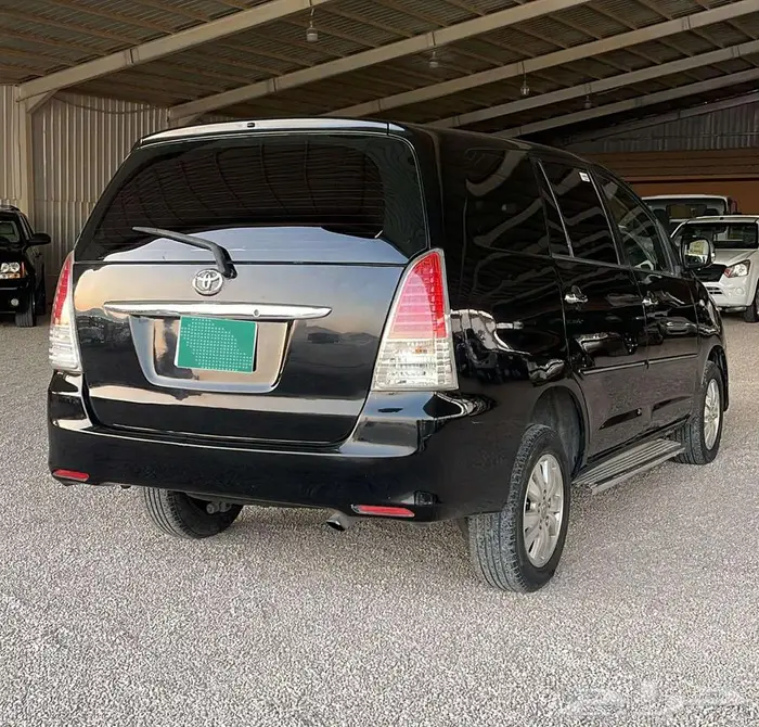 تويوتا انوفا قير اوتماتيك 2010 9