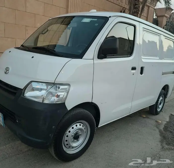 فان بضاعة تويوتا لايت اس 2024 للبيع 0