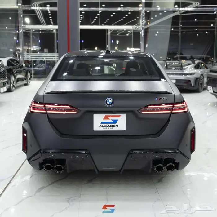 بي ام دبليو M5 موديل 2025 3