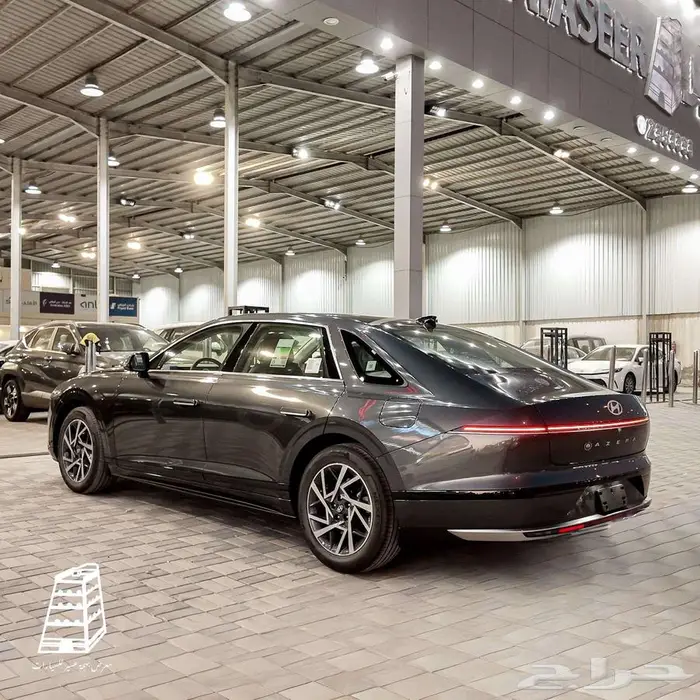 هيونداي ازيرا كلاسيك 2026 - كاش وتقسيط سعر مميز-صيانة مجانية 11
