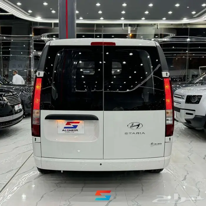 هيونداي ستاريا فان 6 مقاعد بضاعة موديل 2023. 3