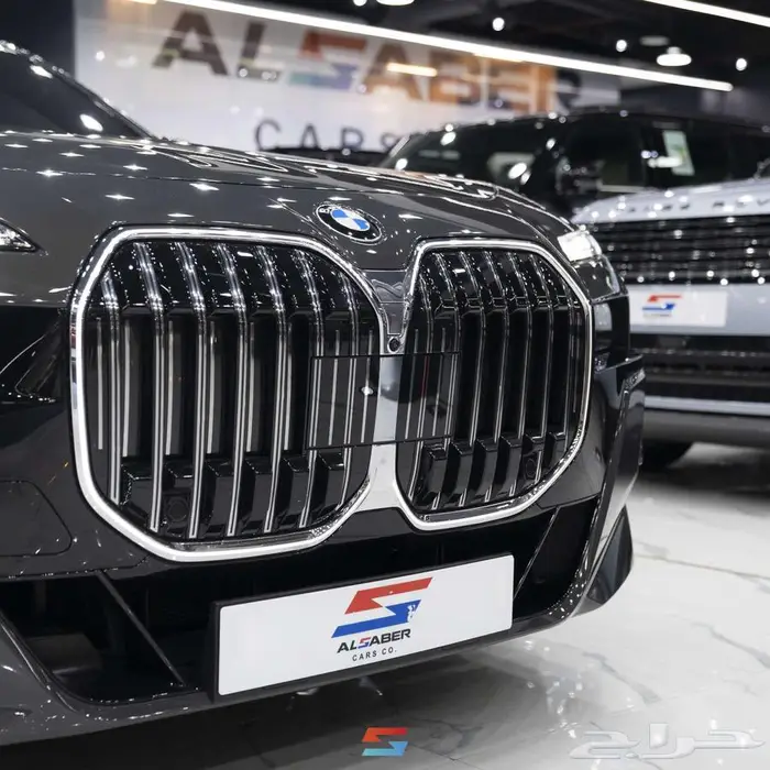 بي ام دبليو 735i موديل 2026 8