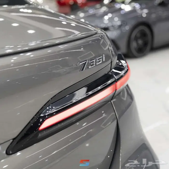 بي ام دبليو 735i 2026 4