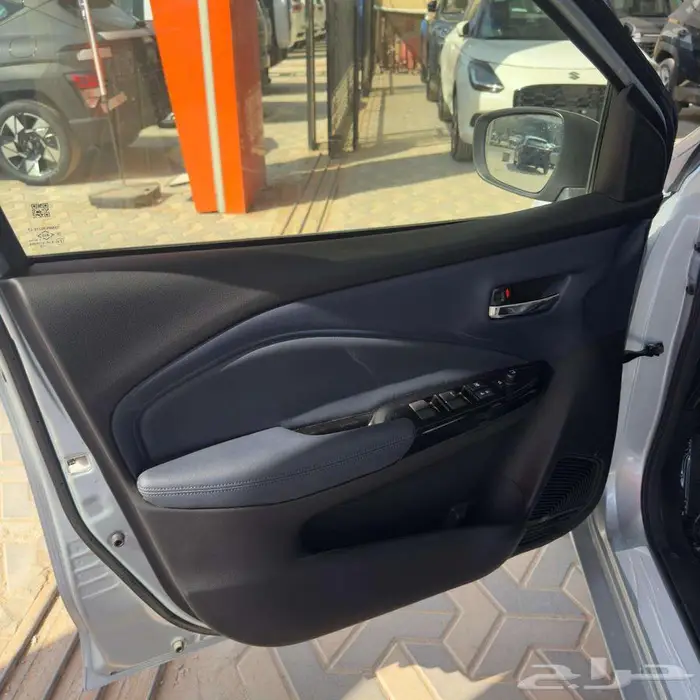 سوزوكي بالينو GLX 2025 8