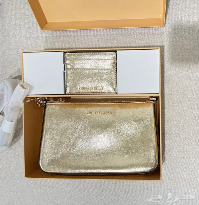 شنطة مايكل كورس ذهبي   أصلية 1