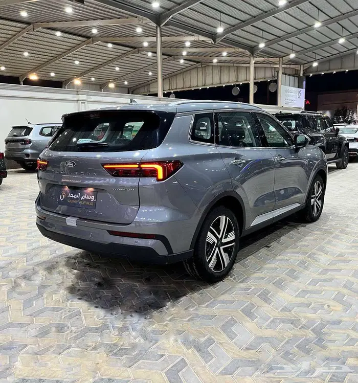 عرض خاص فورد تيريتوري تيتانيوم موديل 2026 بطاقه جمركيه 4