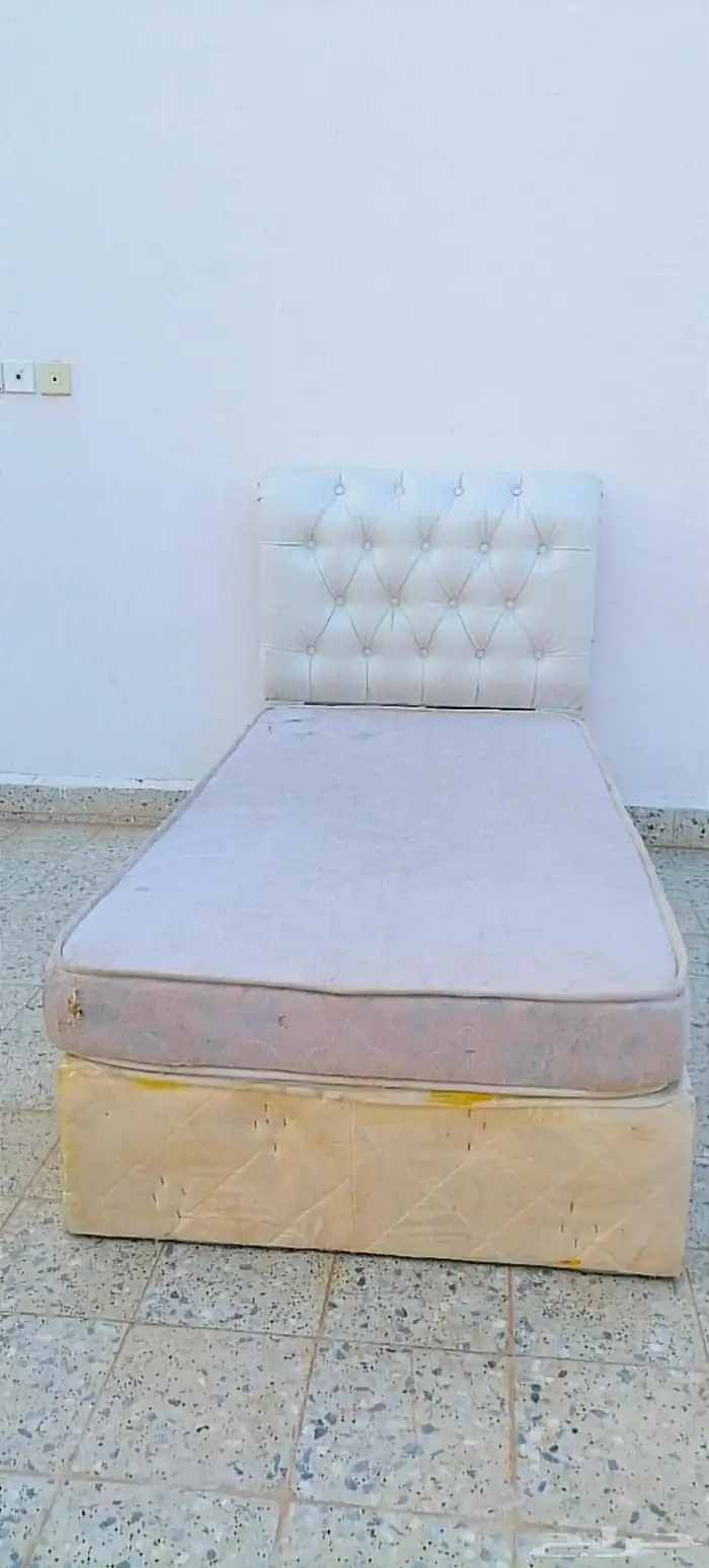 سرير نفر للبيع 0