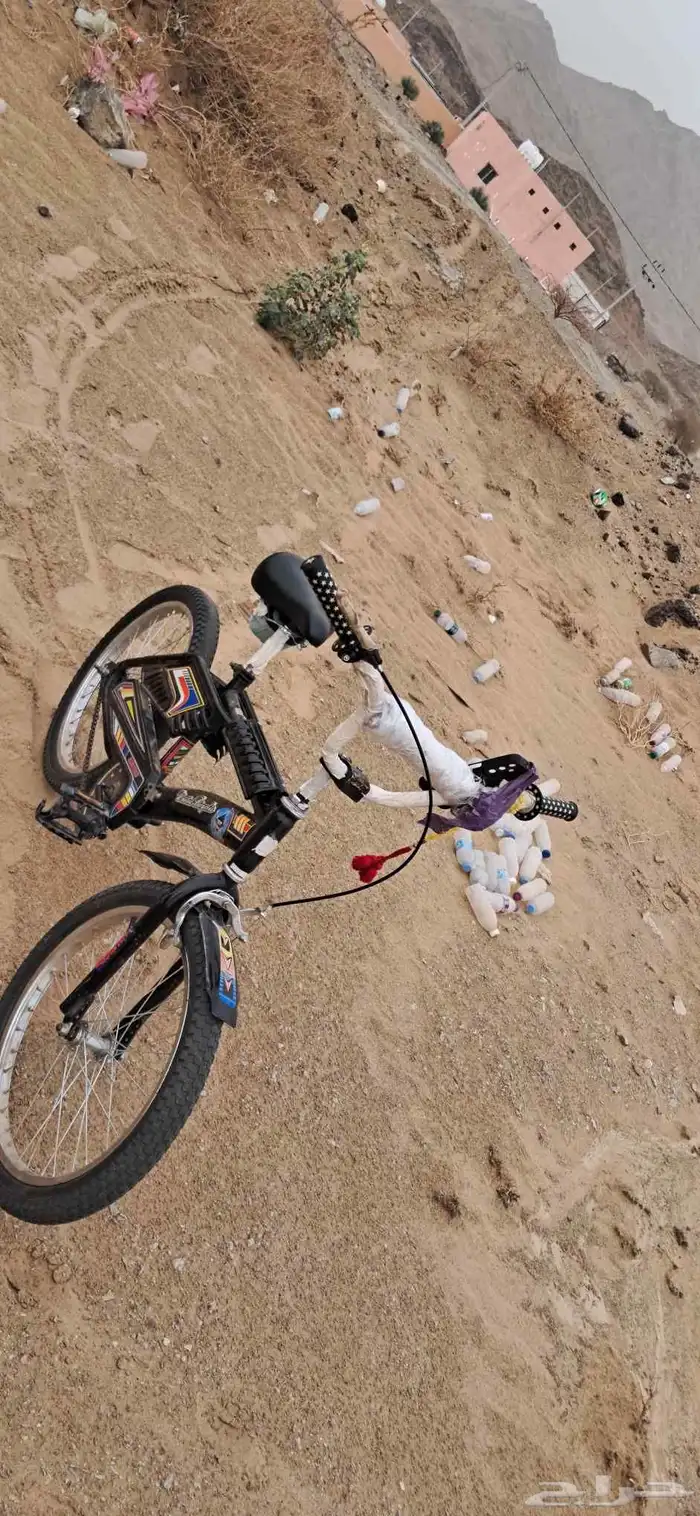 سيكل رامبو يبي له كفرات و لساتك بس 0