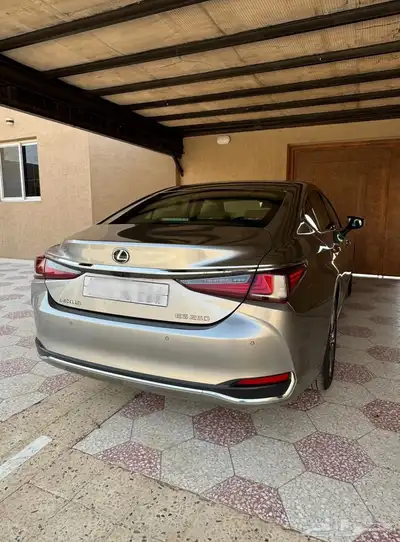 لكزس ES 250 AA 2022 index