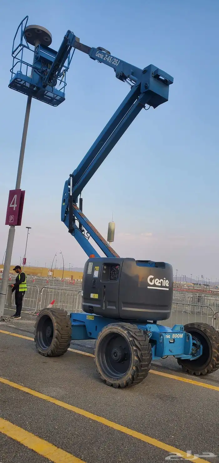 سيزر لفت ومان لفت ورافعات شوكيه وكرينات بجميع انواعها 2