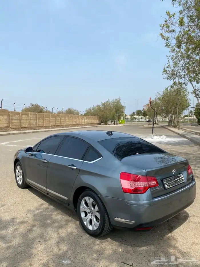 ستروين C5 ممشى 117 مالك أول بحالة الوكالة 9