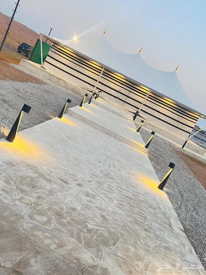 تجهيز مخيمات في مخطط الراجحي علا طريق الرين 2