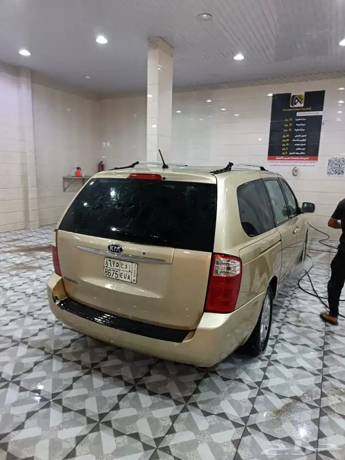 2009كيا كرنفال 2009 1