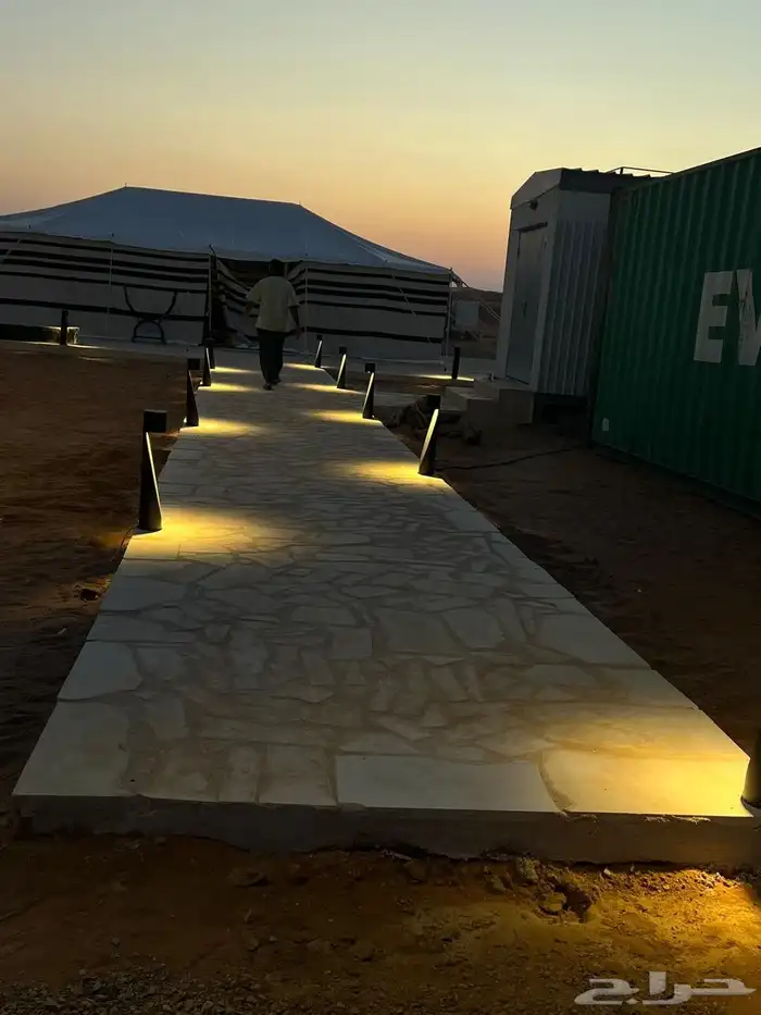 تجهيز مخيمات في مخطط الراجحي علا طريق الرين 13