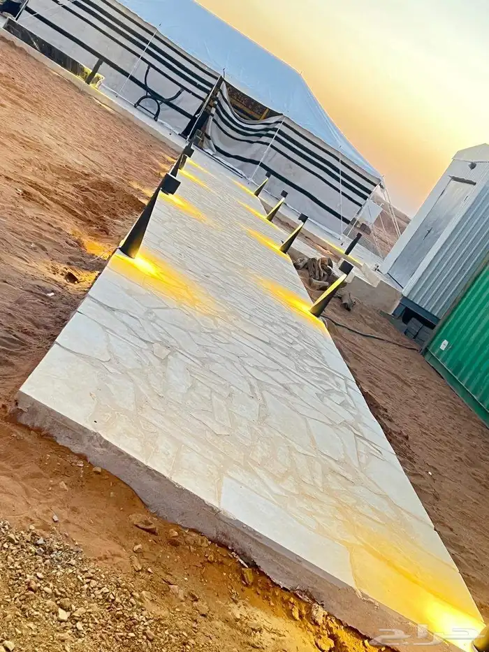 تجهيز مخيمات في مخطط الراجحي علا طريق الرين 22