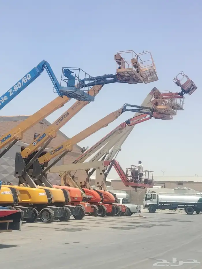 يوجد لدينا كرينات بجميع انوعها ويوجد لدينا مالفت فركلفت سيزر 6