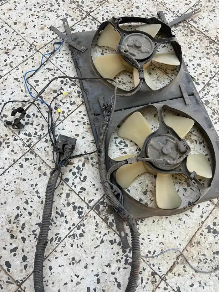 مراوح لومينا كانت راكبه على هايلوكس 0