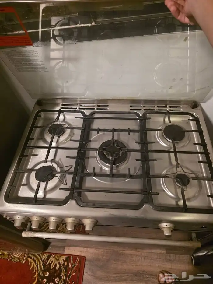 غاز وثلاجة وطاولة للبيع 0