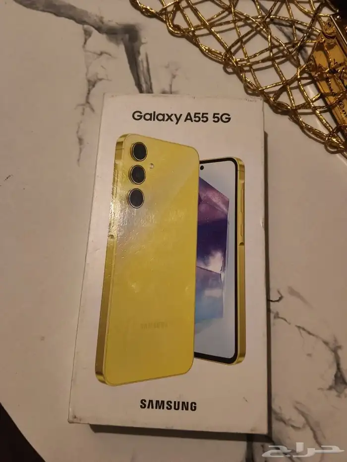للبيع جلكسيA55الذاكره128الرام8بكرتونه واغراضه استخدام 5ساعات 0