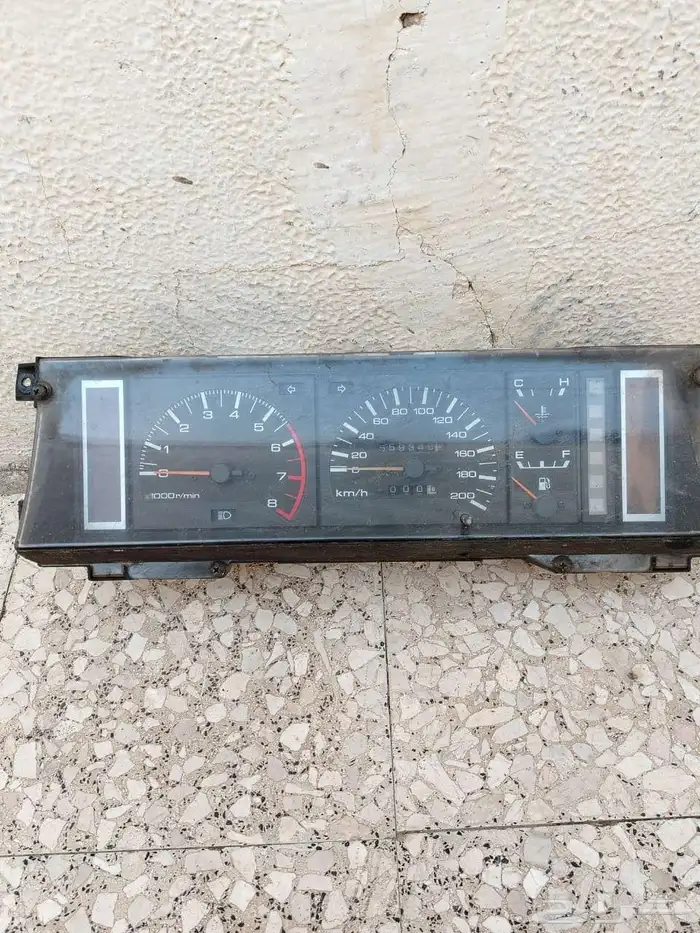 كربريتر سيدريك نيسان وكمبروسر وطبلون وقطع اخري 11