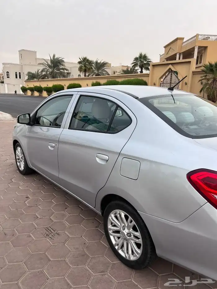 ميتسوبيشي اتراج 2021 نظيف مالك اول 2