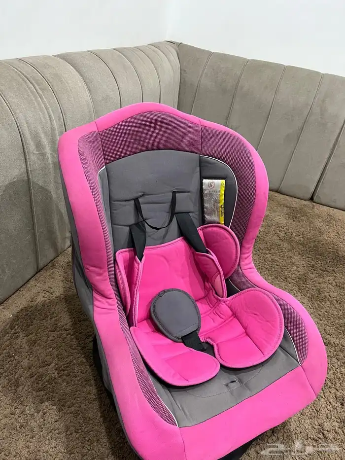 كرسي اطفال سيارة وسرير رضع 1