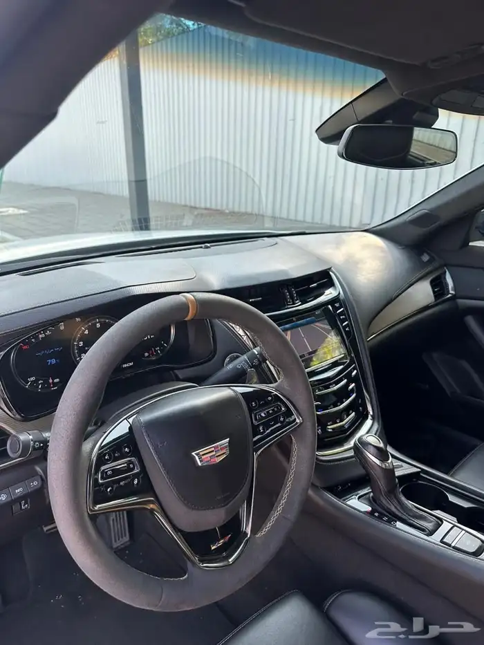 للبيع كاديلاك CTS V 12