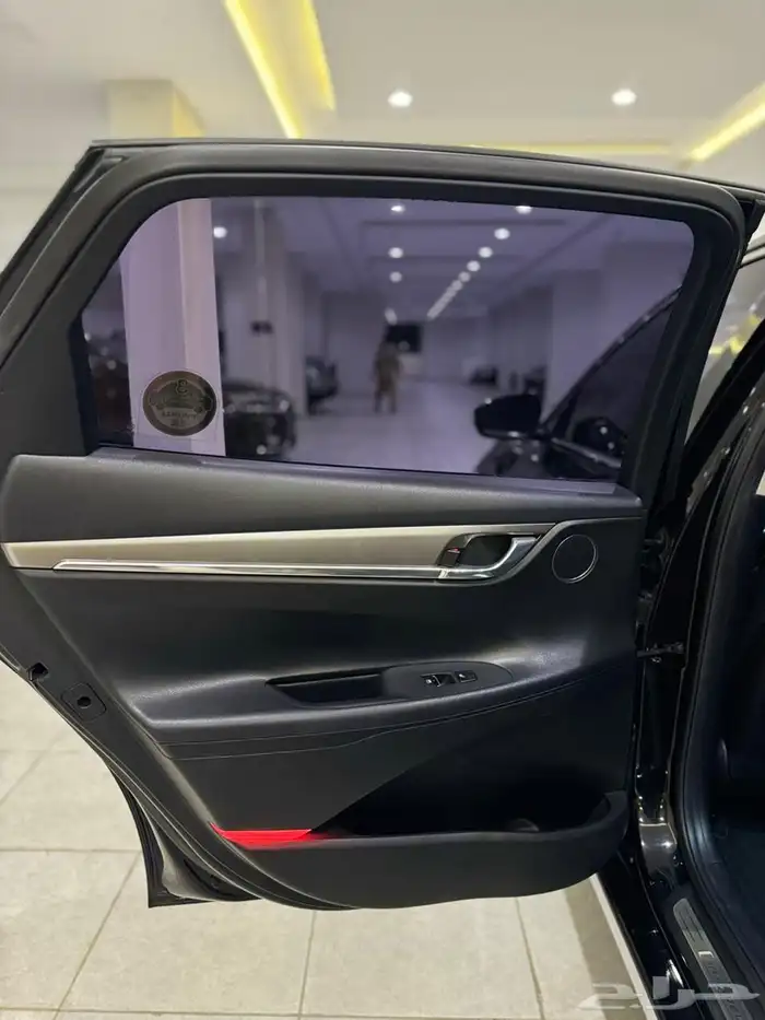 ازيرا 2020 ( بنزين ) بانوراما فل كامل بحالة الوكالة 11