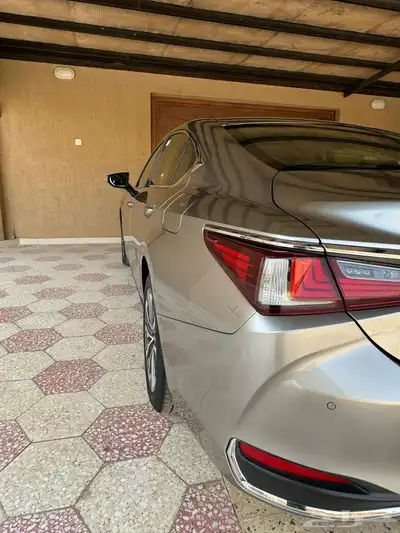 لكزس ES 250 AA 2022 index